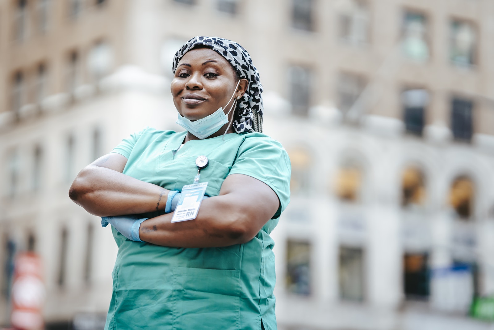 Travel nurse in Medical Frontliner Uniform